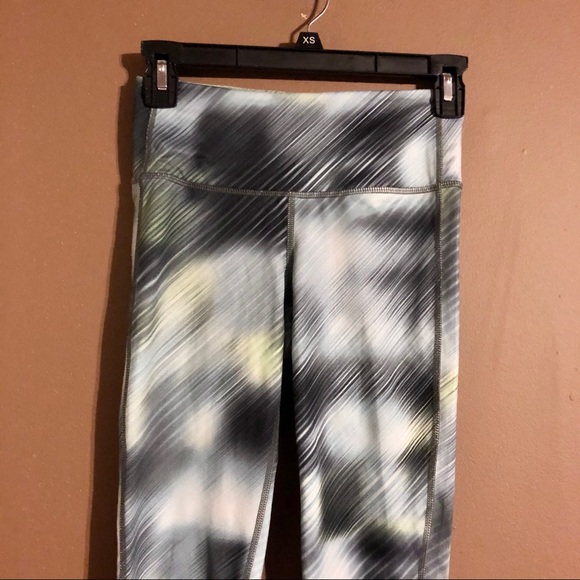 Athleta Alpine Chaturanga Tights/ Leggings XXS - Picture 4 of 12